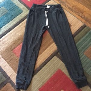 Women’s joggers